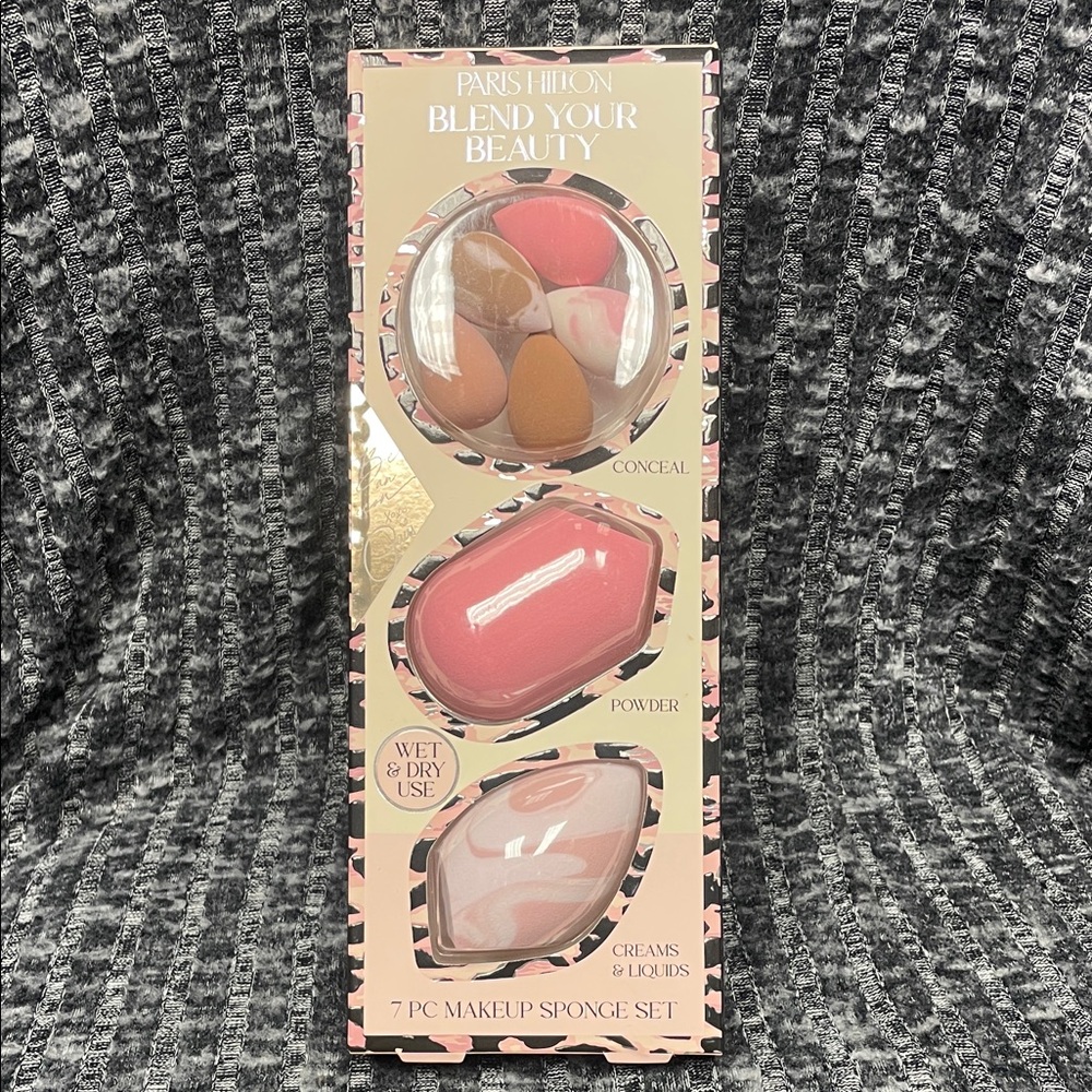 Paris Hilton Blend Your Beauty Makeup Sponge Set of 7 NEW